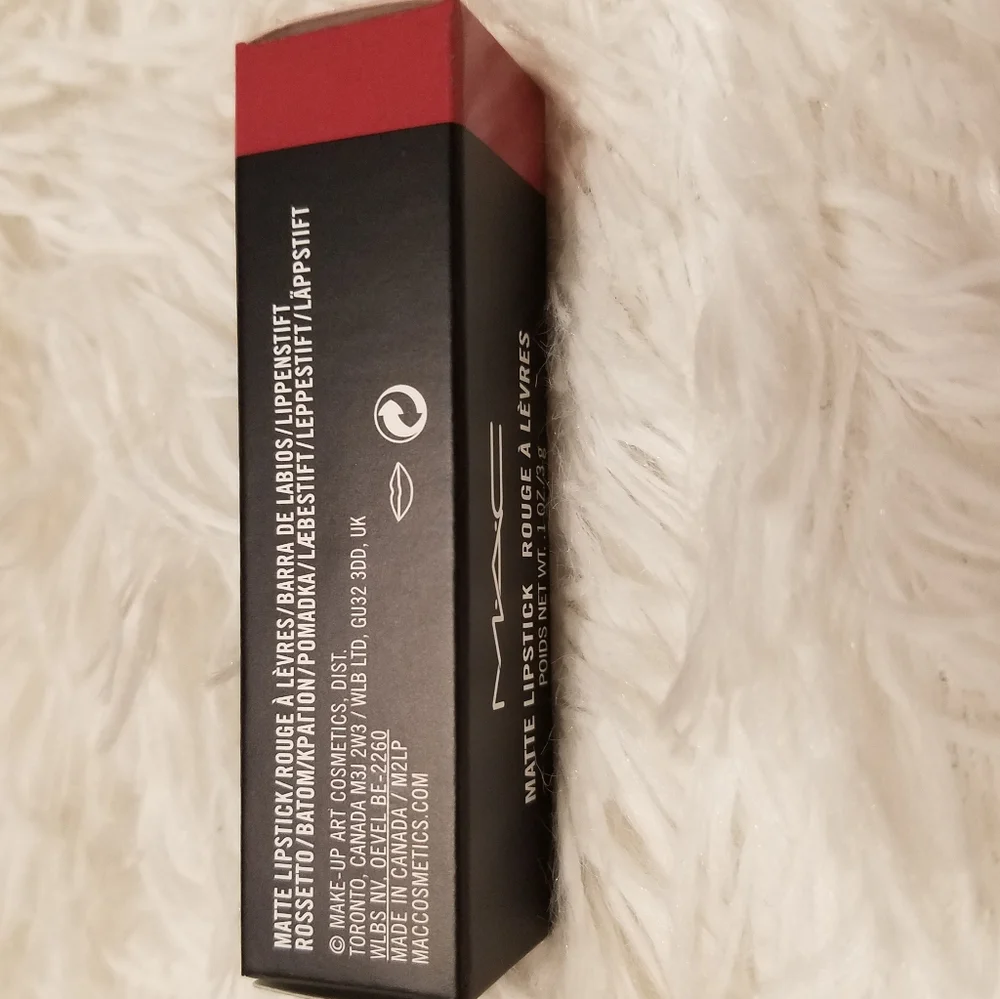 🆕 MAC MATTE LIPSTICK MEHR💄(MID-TONE MAUVE)